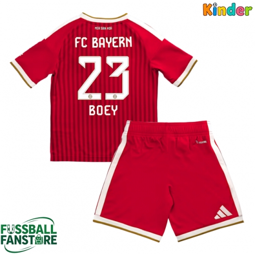 Bayern Munich Sacha Boey #23 Replik Heimtrikot Kinder 2026-27 Kurzarm (+ Kurze Hosen)